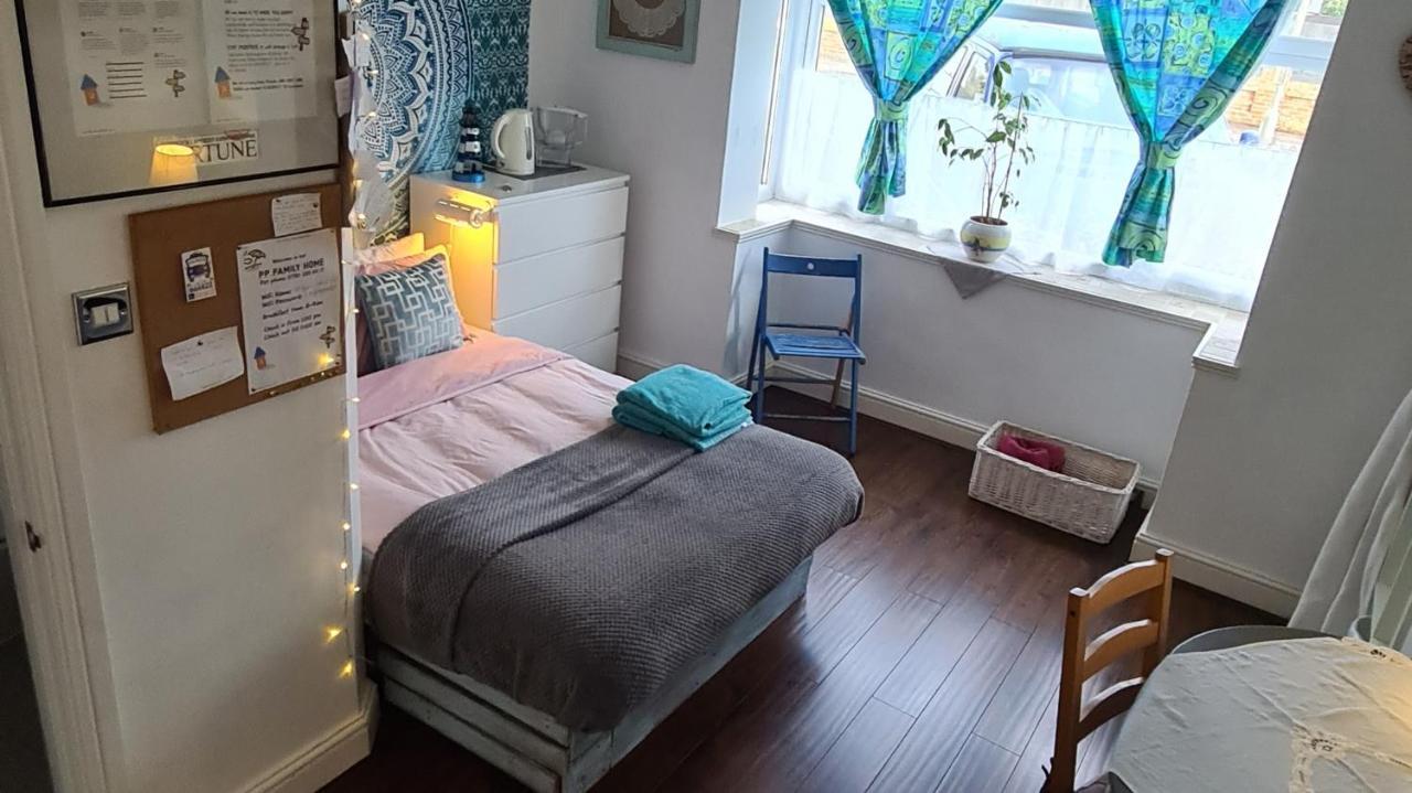 Seaside Double Room Poole Kültér fotó